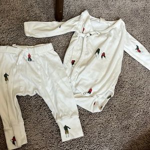 Kate Quinn two piece skiers white